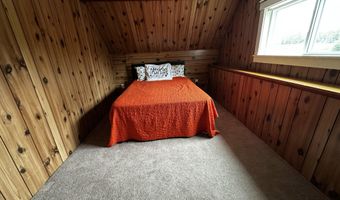 2 Piper Ln, Abbot, ME 04406