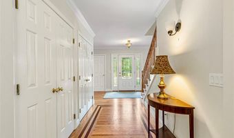 1 Mallard Cove Way, Barrington, RI 02806