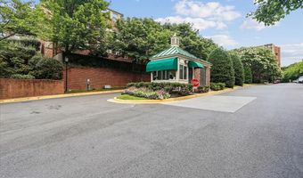 3217 SUTTON Pl NW A, Washington, DC 20016