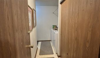 952 W Happfield Dr 2828, Arlington Heights, IL 60004