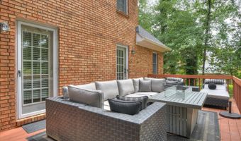 126 Dewberry Ln, Aiken, SC 29803