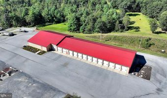 1942 PAPPY'S Ln, Orwigsburg, PA 17961