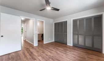 4 Gretchen Ln, Bella Vista, AR 72715