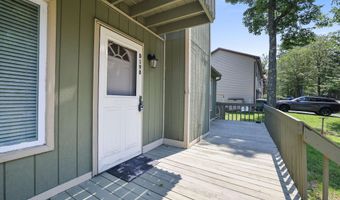 3055 Briarwood Dr, Tobyhanna, PA 18466