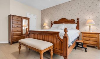 4 Faulkners Pl, Barnegat, NJ 08005