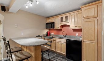 277 Main St, Bolton, MA 01740