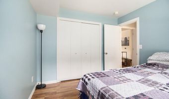 2221 S Huron Pkwy 2, Ann Arbor, MI 48104