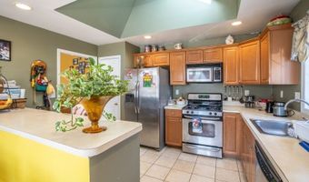 138 S Salem St, Andover, NJ 07801
