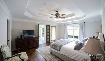 132 N Poplar St, Athens, GA 30606