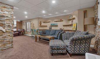 35 TIMBERLAND Dr, Lincoln, RI 02865