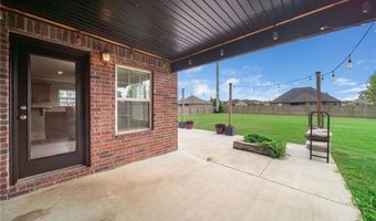 3501 SW Elm Manor Ave, Bentonville, AR 72712