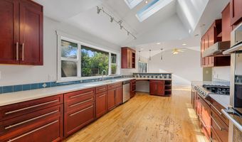 750 Park St, Ashland, OR 97520