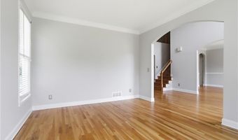 355 Chelsey Ct, Alpharetta, GA 30004