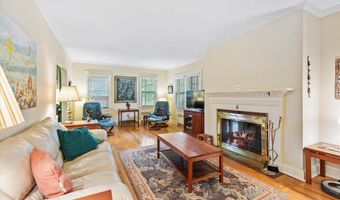 73 Oakwood St, Albany, NY 12208