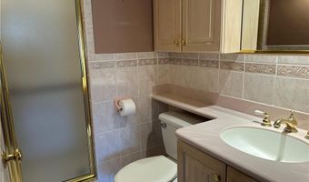 200 Hoffman Ave 206, Cranston, RI 02920