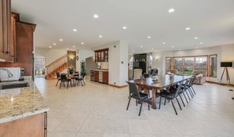 500 E Sherwood Dr, Addison, IL 60101