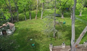 3336 N Betty Dr, Arlington Heights, IL 60004