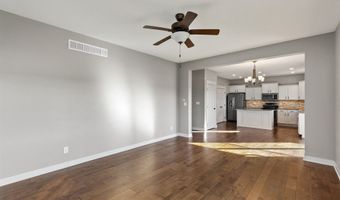 2107 NE 17th St, Ankeny, IA 50021