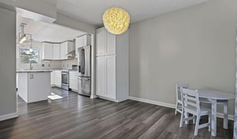 9310 Prestwick Green Dr, Columbus, OH 43240
