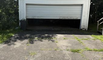 30 McClellan Ave, Amsterdam, NY 12010