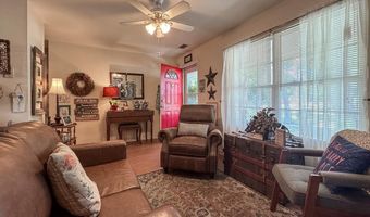 318 Earl King St, Apalachicola, FL 32320