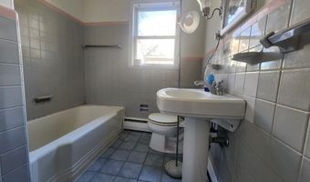 42 S EDGEHILL Ave, Dover, DE 19901