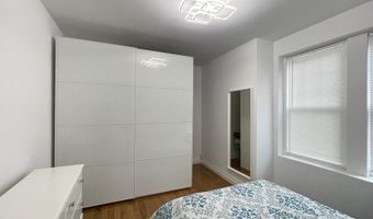 64 Queensberry 222, Boston, MA 02215