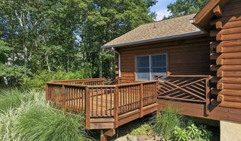 14 E Point Rd, Albrightsville, PA 18210