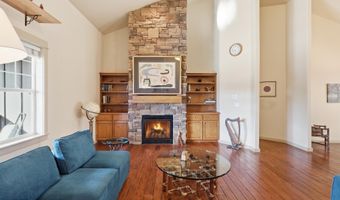 61172 Hilmer Creek Dr, Bend, OR 97702
