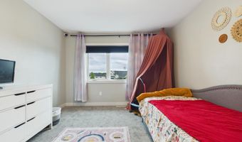 2820 Sweetgrass Dr, Brookings, SD 57006