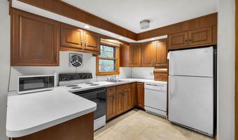 12 Silver Dr, Burlington, CT 06013