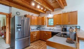 29 Roundy Brook Rd, Burke, VT 05871