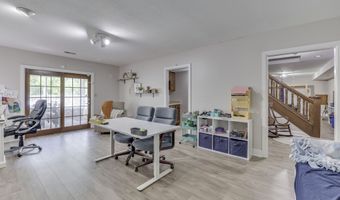 7082 Tremont Dr, Bargersville, IN 46106