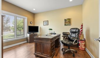 2111 Bunker Ct, Auburn, IN 46706