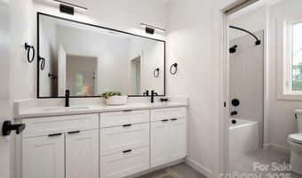 7 Montana Ave, Asheville, NC 28806