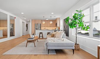 525 AVENUE E 1, Bayonne, NJ 07002