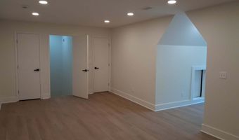 24 Sims St, Barnesville, GA 30204