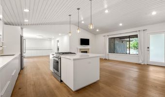 2204 NW Marken St, Bend, OR 97703