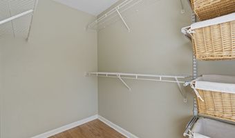 233 Ivy Glen Cir, Avondale Estates, GA 30002