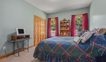 1653 Fairview Dr, Allegan, MI 49010