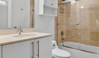 3330 NE 190th St 1611, Aventura, FL 33180