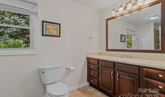 4- B HedgeRose Ct, Asheville, NC 28805