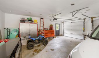 118 Briarwood Drive Ext, Bangor, ME 04401