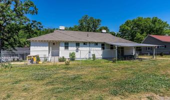 27 Smythe St, Belton, SC 29627