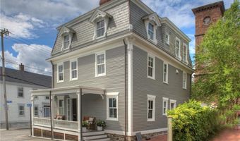 204 Spring St, Newport, RI 02840