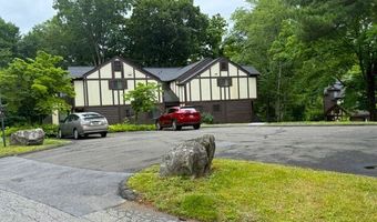 10 Tara Dr 10, Brookfield, CT 06804