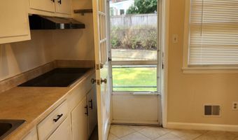 6011 ROOSEVELT St, Bethesda, MD 20817