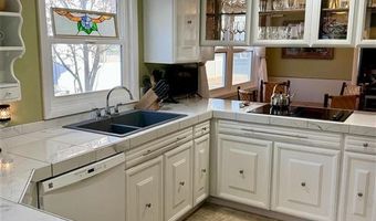 913 Sheridan Ave, Cody, WY 82414