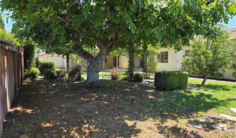 900 S Calico Cir, Anaheim, CA 92804