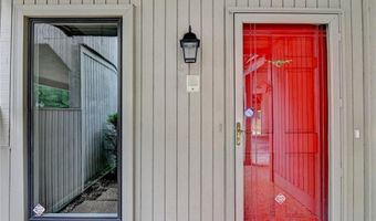 6221 Willow Run Rd, Peachtree Corners, GA 30092